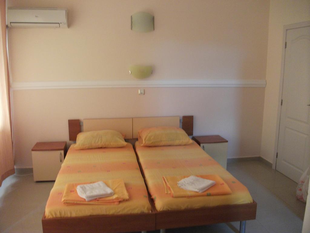 Guest House Paskal Napospart Kültér fotó